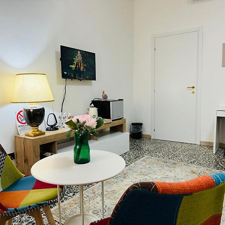 The Galaxy House Hotel Пиза Екстериор снимка