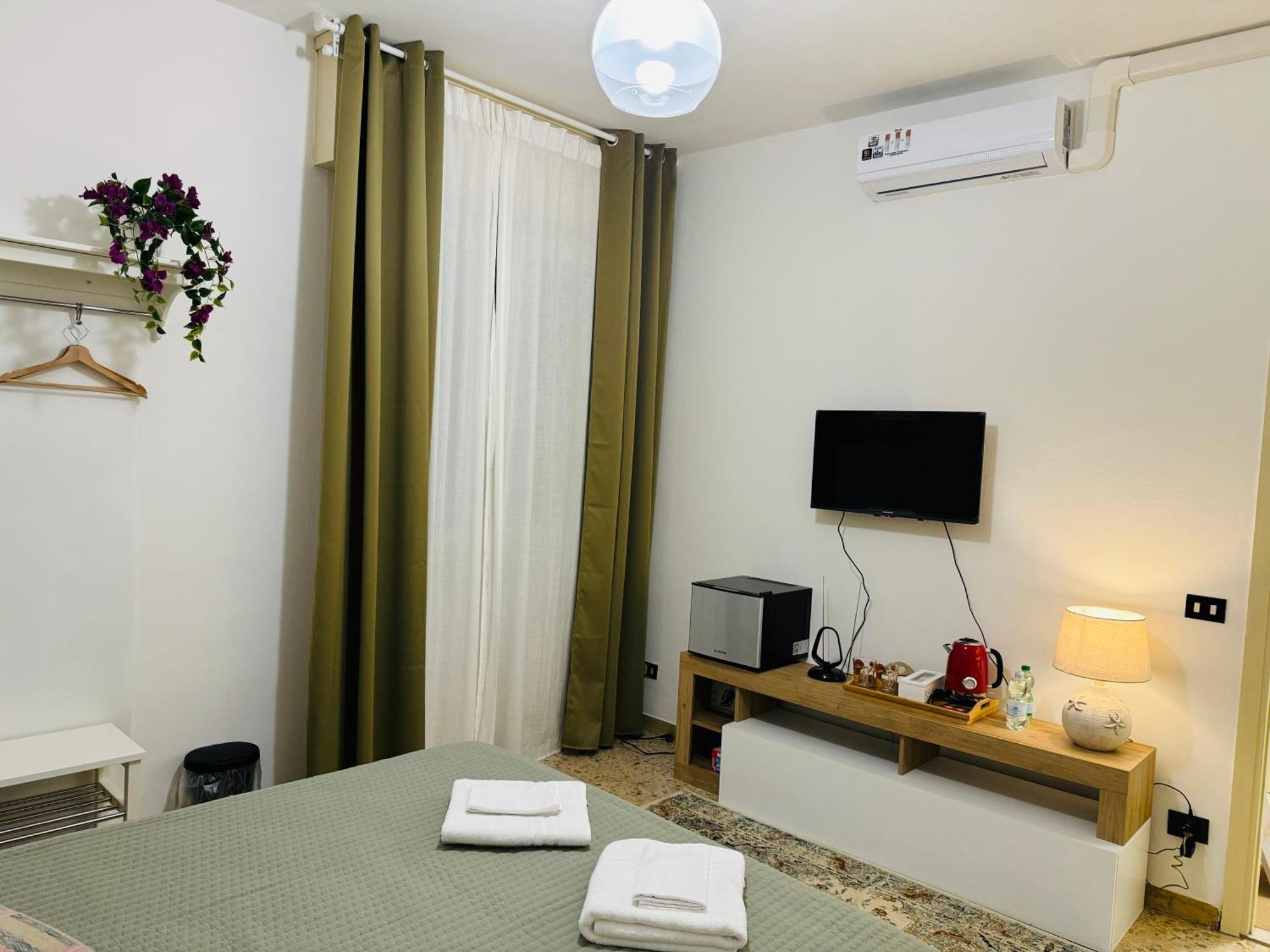 The Galaxy House Hotel Пиза Екстериор снимка